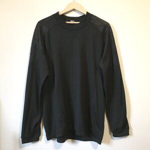 MEC Black Raglan Sleeve Athletic Top